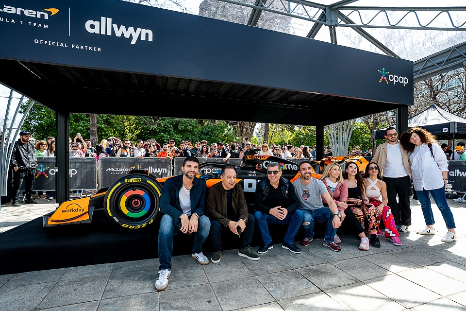 Oman 1–2 BahrainAl-Mushaifri 17' - Marhoon 78' (pen.), Al-Musalami 80' (o.g.)Attendance: 57,674