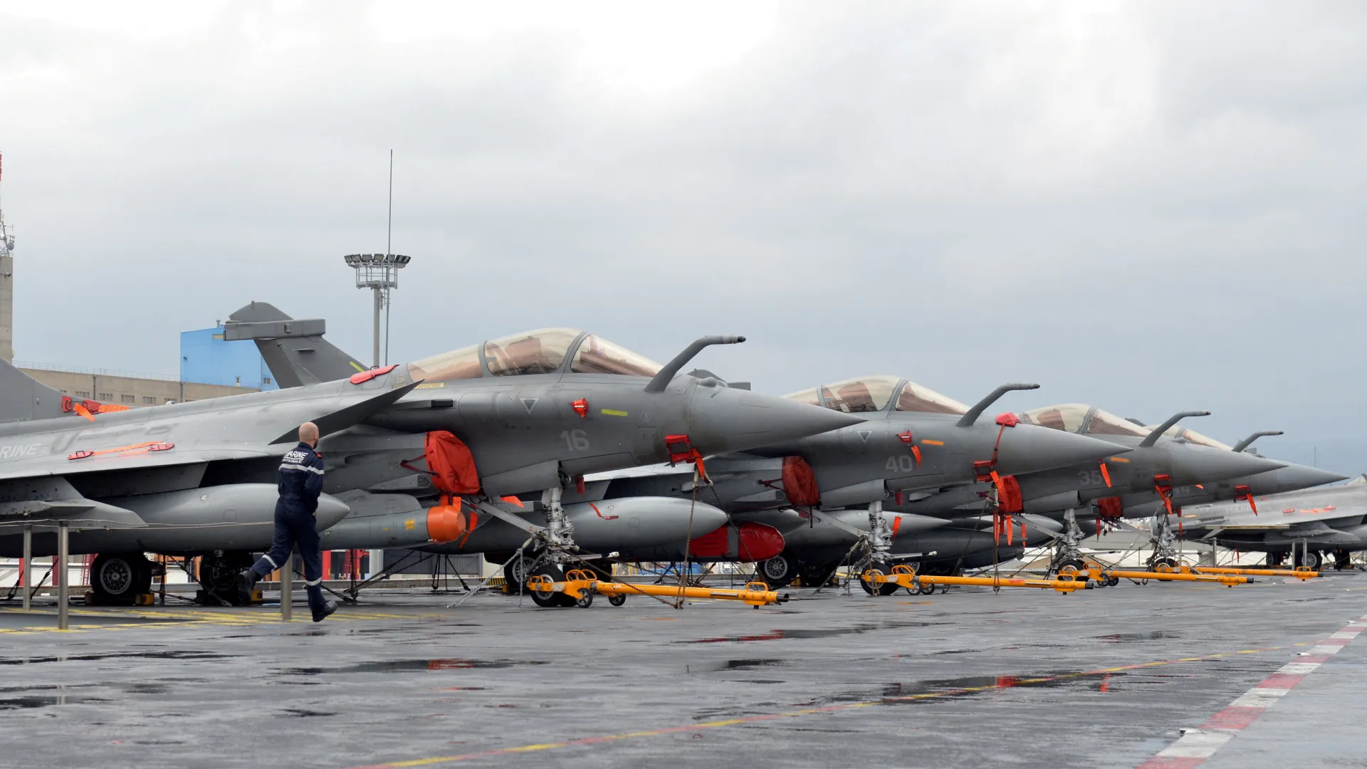 2022-02-10T090412Z_531560749_RC2XGS93P0NK_RTRMADP_3_FRANCE-INDONESIA-RAFALES.webp