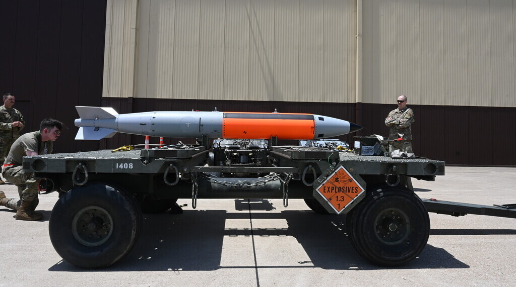 New_B61-13_Nuclear_Bomb_1.jpg