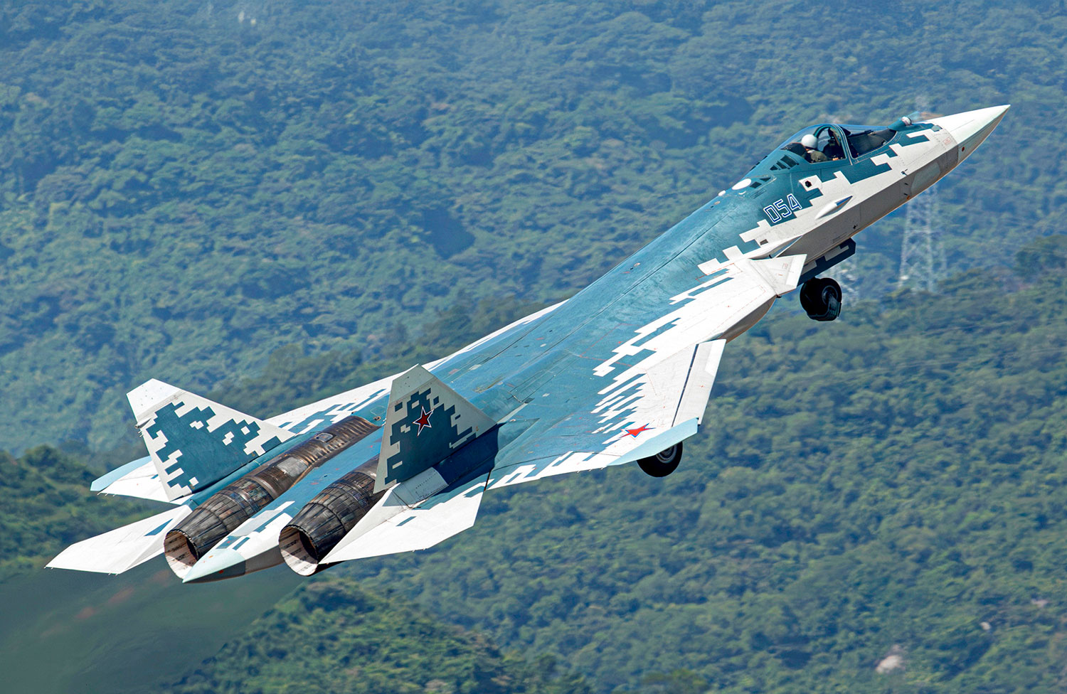 Sukhoi-SU-57-Felon-2_2.jpg