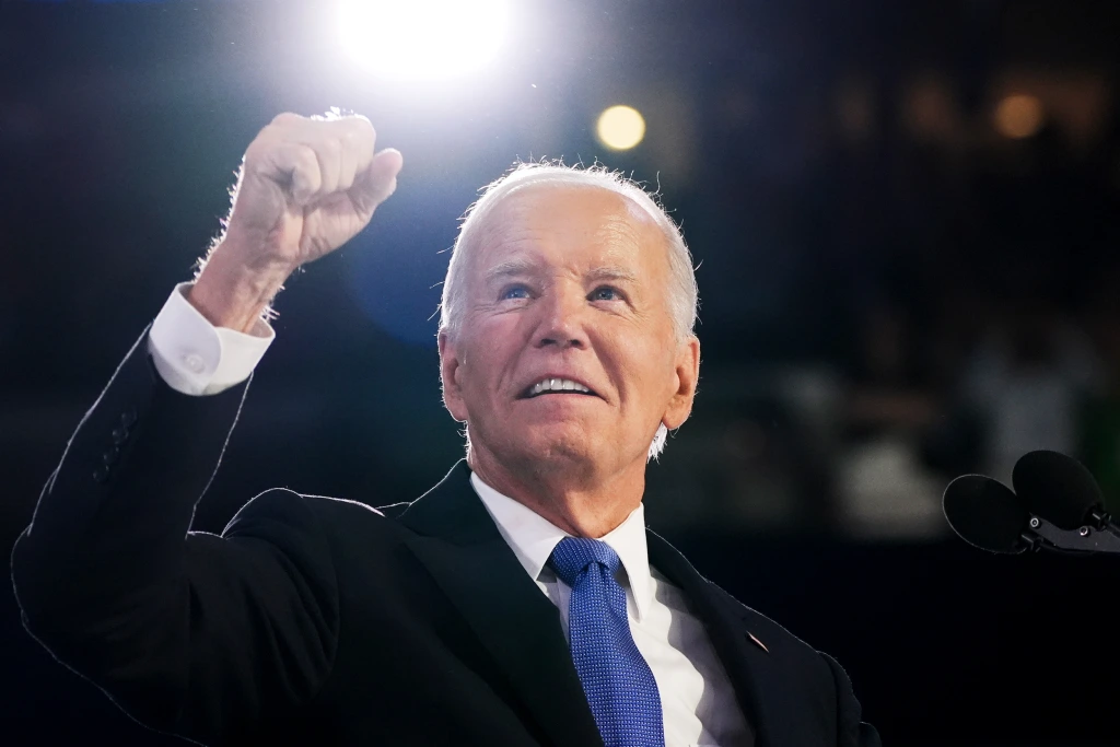 biden_2.webp