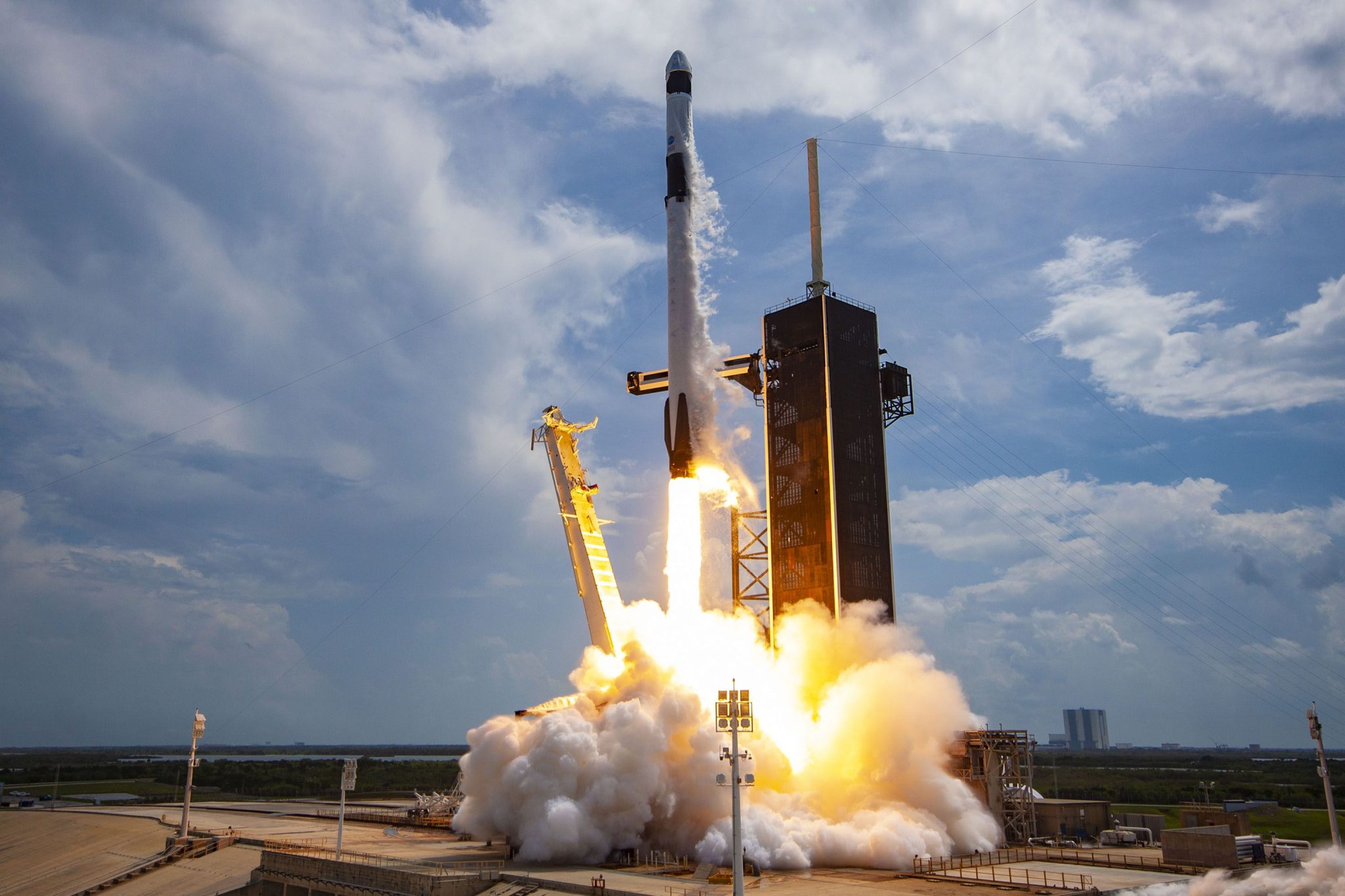 in-this-spacex-handout-image-a-falcon-9-rocket-carrying-the-news-photo-1591219555-2048x1365-1.jpg
