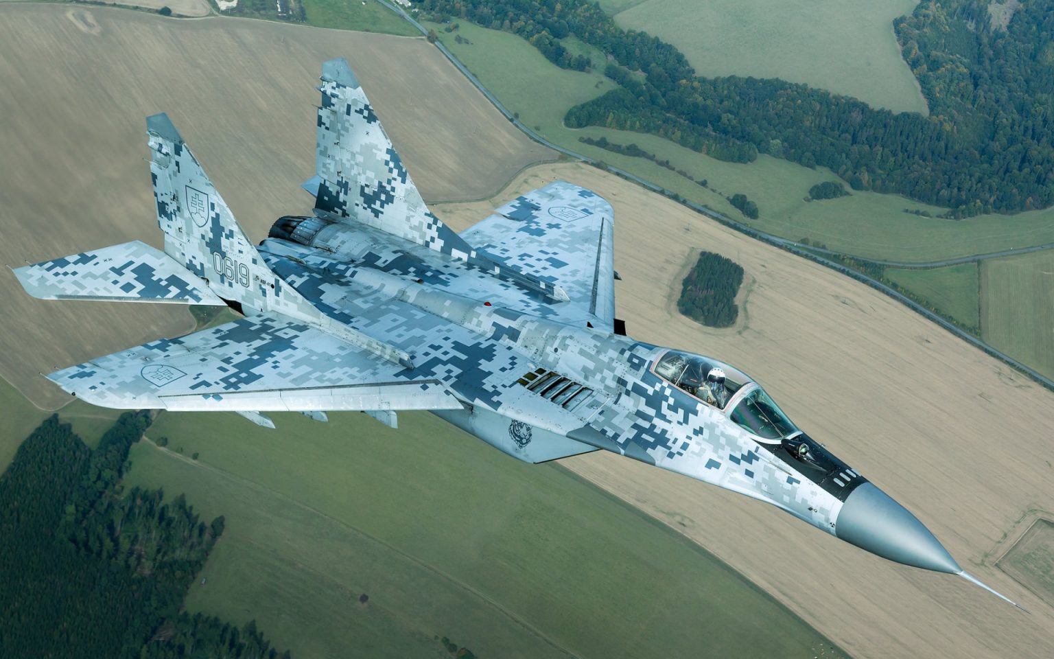 mig-29-slovak-fighter-mig-29as-slovakia-air-force-combat-aircraft-1-1536x960.jpg