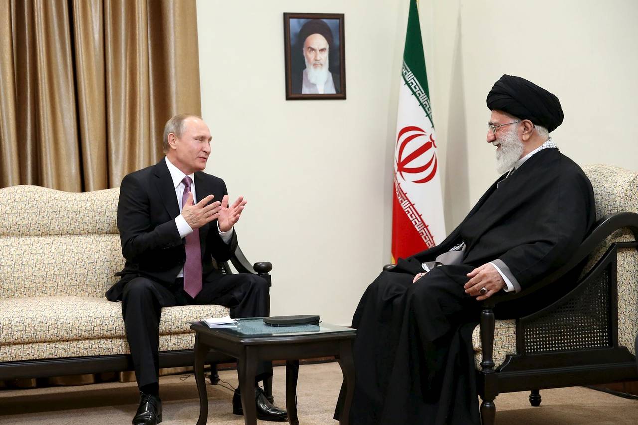 putin_khamenei.jpg