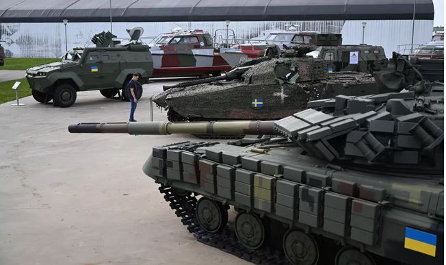 ukraine_tanks.JPG