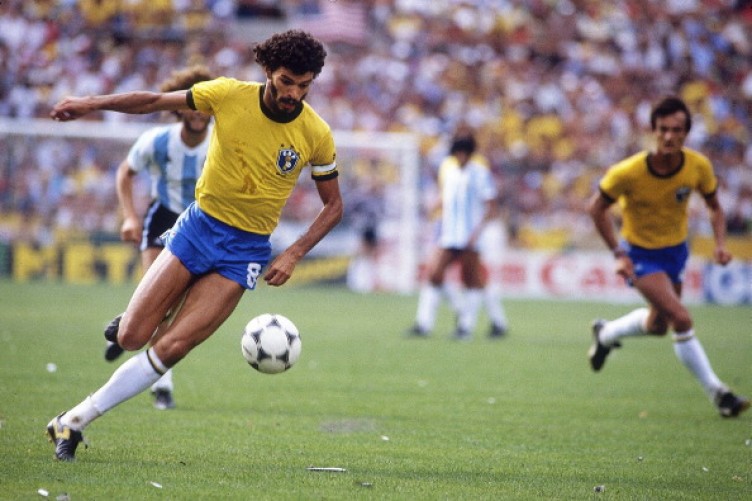thumbnail_brazil-vs-argentina-1982-fifa-world-cup-752x501.jpg